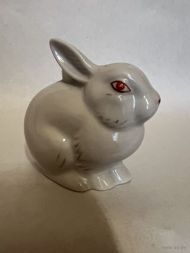 Заяц (зайчик) фарфор