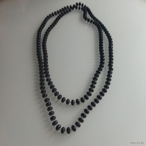 Бусы винтажные. Черные с отливом. 120 см.
