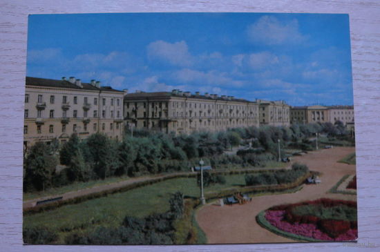 Новгород. Улица Горького; 1965, чистая (изд. "Советский художник").