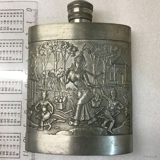 Оловянная  фляжка