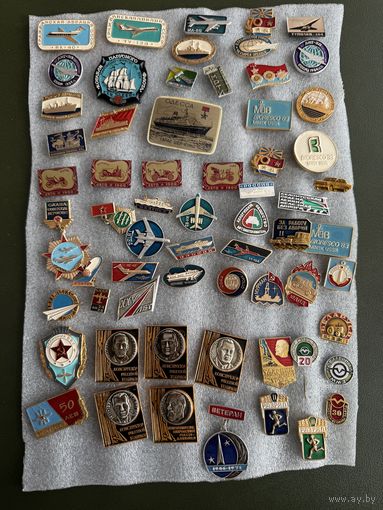 Значки с рубля