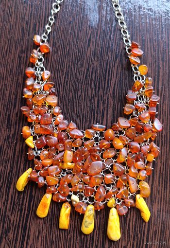 Ожерелье, янтарь
