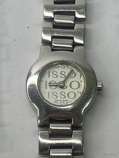 Часы кварцевые Tissot женские