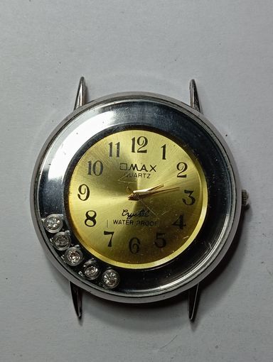 Часы кварцевые  OMAX  , с рубля