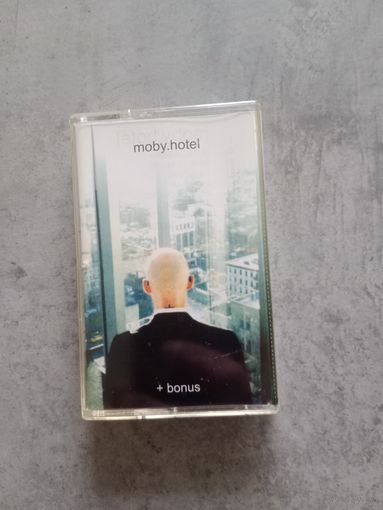 Аудио кассета moby.hotel