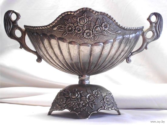 Фруктовница Конфетница Ладья Шлем Серебрение 31,3 х 15,3 см