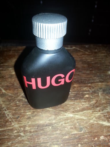Туалетная вода Hugo Boss just different 40 мл