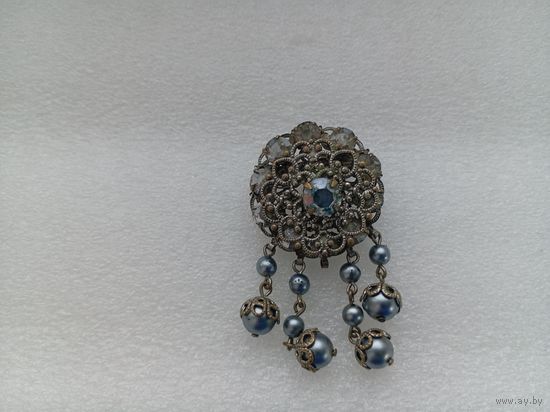 Брошь
