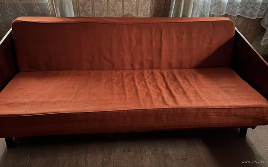 Мягкий уголок диван и 2 кресла ,70ые годы