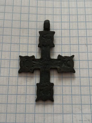 Крестик старенький, с рубля, три дня