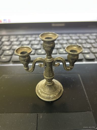 Миниатюра подсвечник