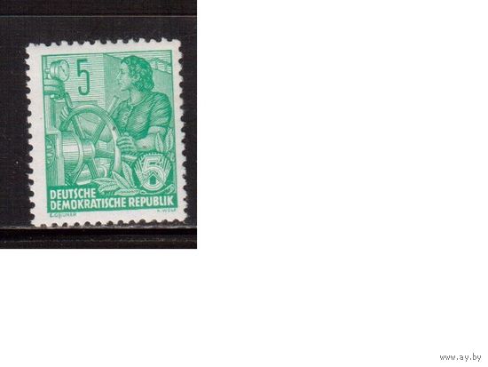 ГДР-1957,(Мих.577А) ** , Стандарт, зубц. 13-12 1/2