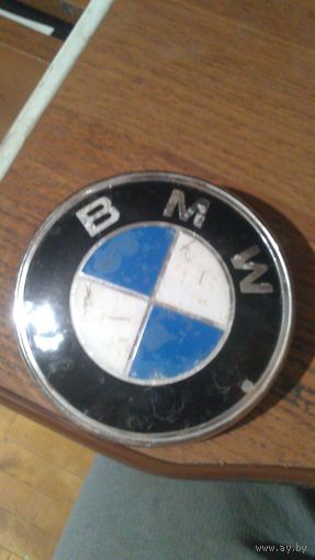 Эмблема BMW (P.u.C. 5114 1872969 BMW)
