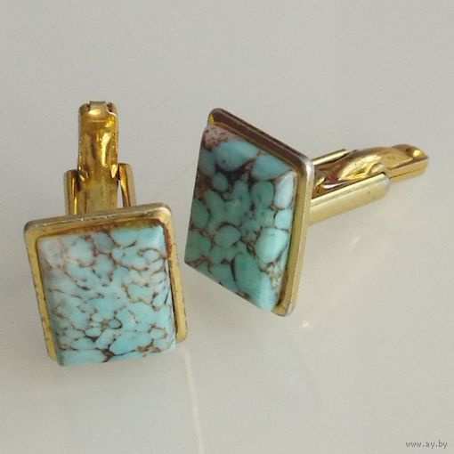 Старинные запонки. Пекинское стекло. Позолота. Сер.20 в.2х2х1,5 см.