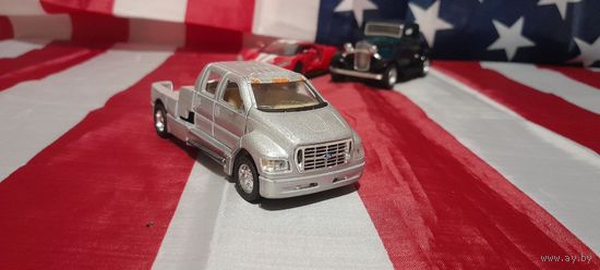 Машинка (модель) Kinsmart  Ford F-650 Super CrewZer 1:54