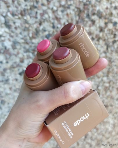 Кремовые румяна в стике Rhode Pocket Blush 5.3 gr