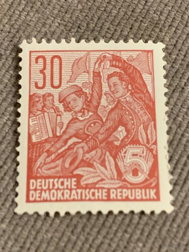 ГДР 1953. Танцы. Стандарт