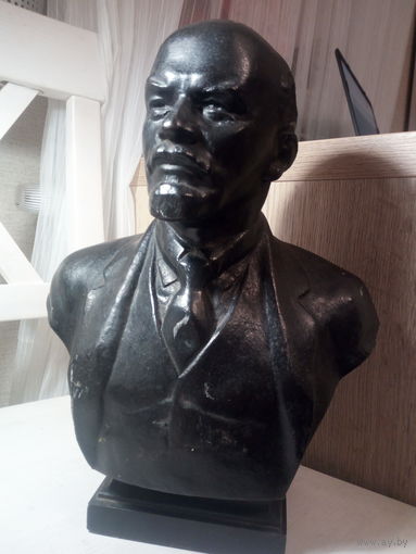 Коллекция Касли-Куса. Бюст Ленин (огромный). Касли 1982