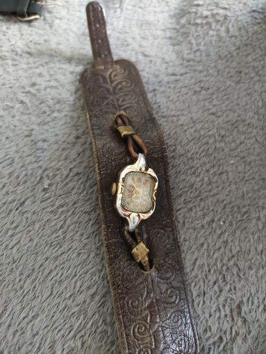 Часы Заря 16 камней