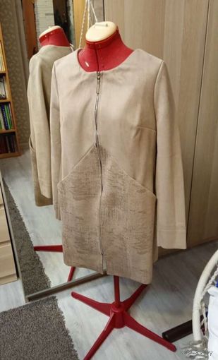 Пальто женское.