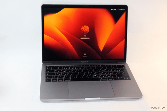 Ноутбук Apple MacBook Pro 13" (2017 год)