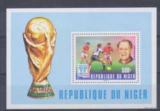 [687] Нигер 1977. Спорт.Футбол.Чемпионат мира. БЛОК MNH. Кат.5,5 е.