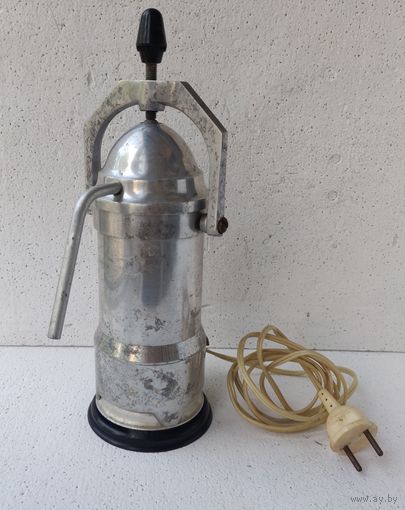 Кофеварка Гейзерная электрическая ГДР Рабочая времен СССР 60е годы