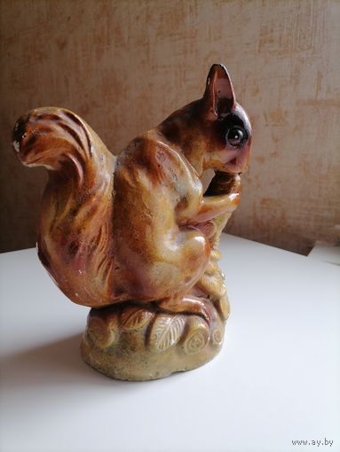 Статуэтка копилка белочка