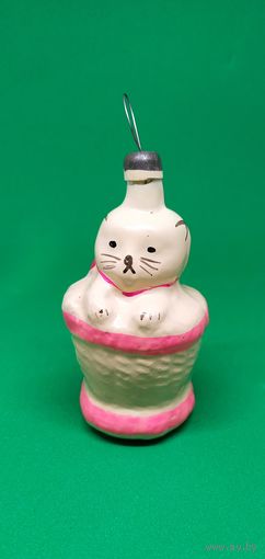 Ёлочная игрушка СССР. Кошка в корзине