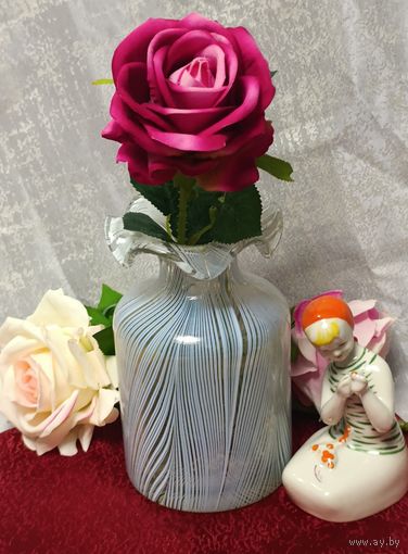 Коллекционная ваза(торг уместен).А. Федорков.Неманская нить.Высота 18 см.