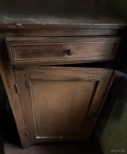 Тумба 50-х годов