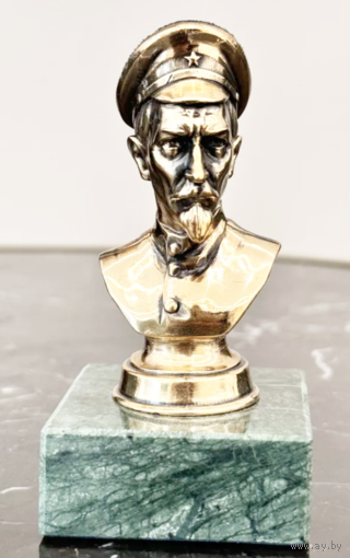 Бюст Ф.Э. Дзержинский Бронза/Змеевик