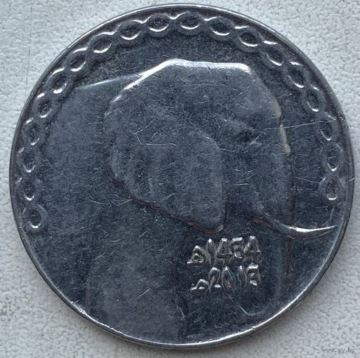 Алжир 5 динаров 2013 г.