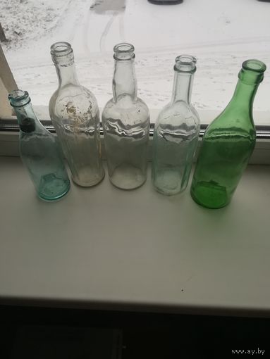 Бутылки советского периода. С рубля.