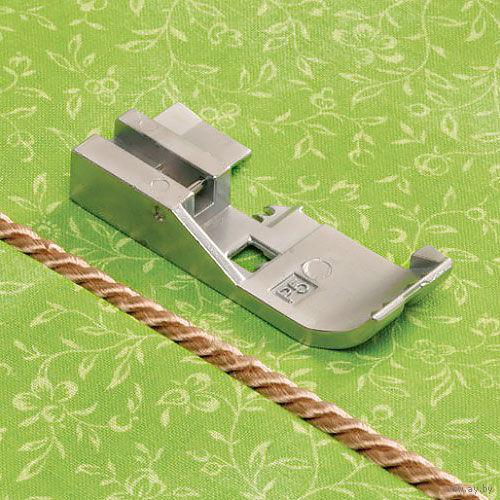Лапка Babylock B5002-05A-C для вшивания кордовой ленты 5 мм