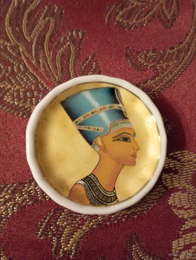 Магнит Египет с изображением бюста Нефертити.