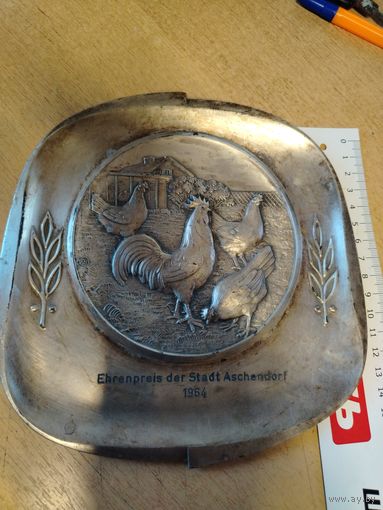 Тарелка настен