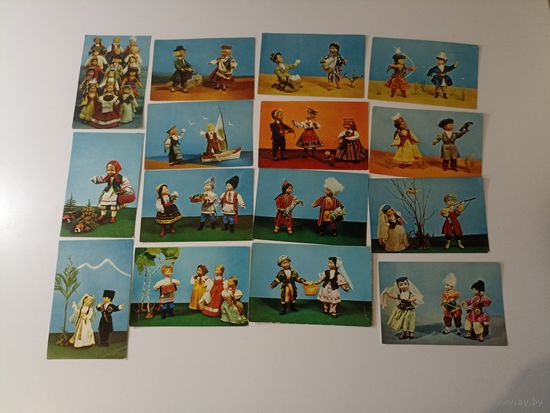 Фото Игнатович Е. Монина В  Куклы в национальных костюмах народов СССР.15 открыток 1967 г.