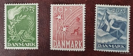 Дания** 1947 символы страны флаг полная серия без наклеек и их следов