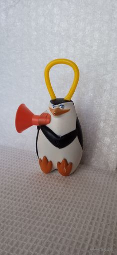 Коллекционная игрушка из Макдональдс. Пингвины Мадагаскара, 2010г.  15