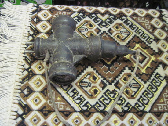 Переходник каучуковый подвесной на 3 вилки.