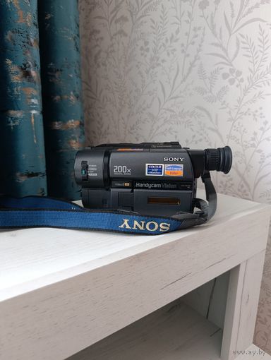 Аналоговая видеокамера sony