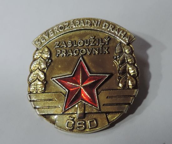 Знак "Заслуженный работник Северозападной железной дороги" CSD. Чехословакия. Размер 4-4 см. Алюминий.