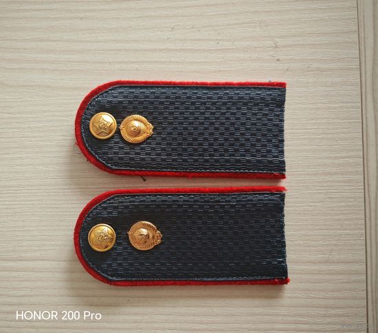 Продам погоны Рядового на шинель. Состояние идеальное