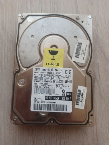 Ретро жесткий диск IBM Ultrastar 9ES