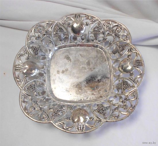 Конфетница Сухарница Хлебница 25 х 25 см