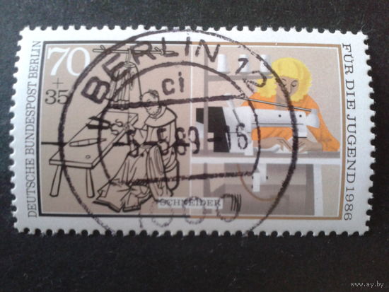 Берлин 1986 профессия-швея Михель-2,4 евро гаш.