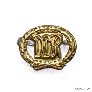 ГДР. Знак ЗА СПОРТИВНЫЕ ДОСТИЖЕНИЯ образца 1965 года для детей и подростков. Золотая степень