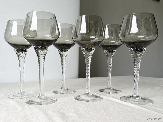 Бокалы Чехословакия цветное стекло винтаж 18см