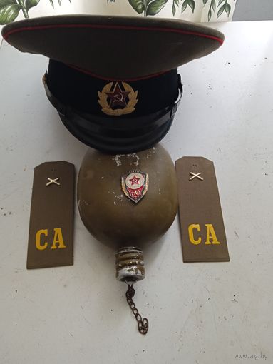 Фуражка и погоны